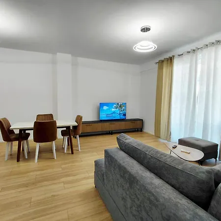 Adelon Vlorë